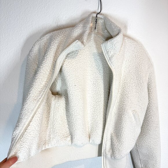 Alo Yoga Teddy Sherpa Crop Zip Jacket Bomber Ivory Winter White XS - Picture 6 of 13
